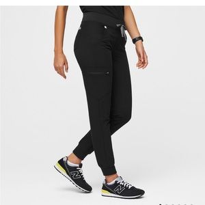 Zamora™ Jogger Scrub Pants by Figs